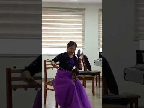 Видео: С.Бекмуратов ,,Топ жылкы,, Самара Кубатбекованын аткаруусунда