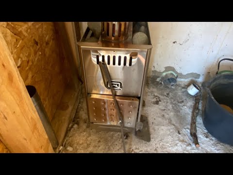 Видео: ЗАПУСТИЛ БАНЮ///ПЕЧЬ ГОРНЫЙ АЛТАЙ/// КАМНИ ДАЮТ СУПЕР ПАР!!! ДУША ЗАПЕЛА!!!ПАРЬСЯ НЕ ХОЧУ!)))