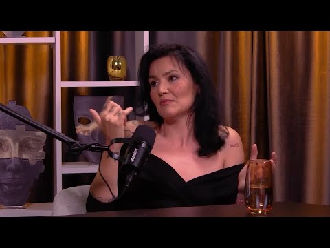 Видео: Ивана Кнез: Јадев по 7 хамбургери, 2 милки и пиев по 2 литра вино #ravenkazauspeh