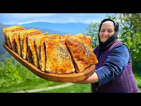 Видео: Знаменитое Бабушкино Сырно-Шпинатное Пирожное: Хрустящее И Тающее Во Рту!