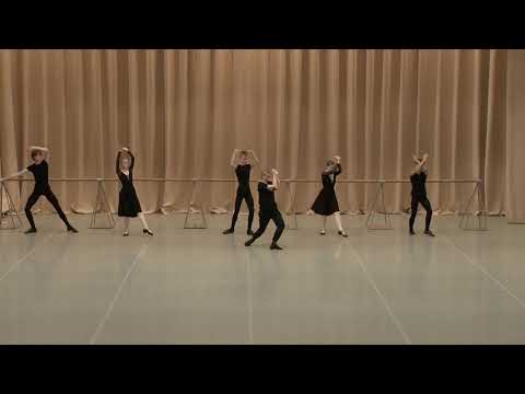 Видео: «Испанское plie и комбинации в цыганском характере у станка»