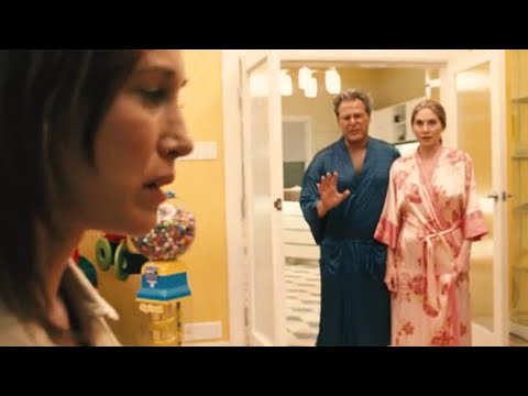 Видео: Не понимала кто эти люди, пока не нашла у них в шкафу соседского мальчика и чужих детей