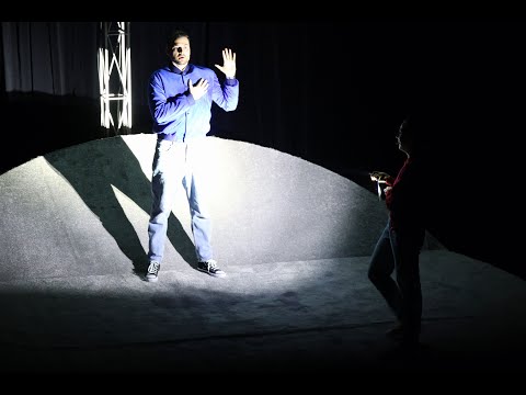 Видео: Крис Шарков, Весела Бабинова и Владимир Зомбори: Заклеваш ли се в децата?