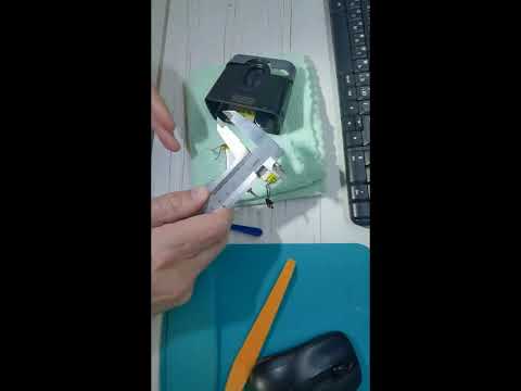 Видео: Разборка, ремонт видеорегистратора Mio MiVue i90