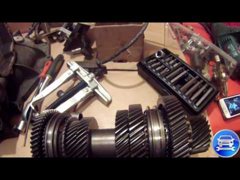 Видео: How to disassemble gearbox CHRYSLER VOYAGER 2003 2.5/Как разобрать кпп CHRYSLER VOYAGER 2003 2.5