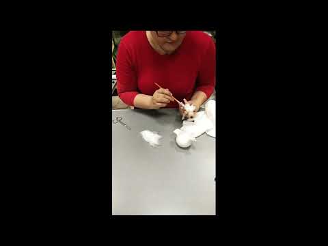 Видео: Мастер - класс "Ватная игрушка  -  одеваем куклу"