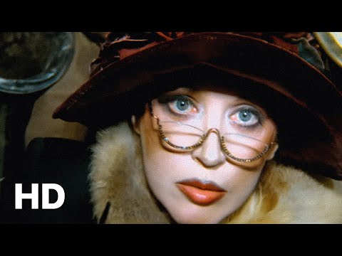 Видео: Алла Пугачёва - Мал-помалу (Official HD Video)