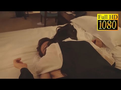 Видео: Девушка пьяная зашла не в ту комнату и провела страстную ночь с генеральным директором