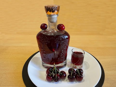 Видео: НАЛИВКА из ЧЕРЕШНИ! Просто и за 18 дней.