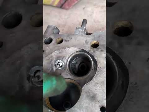 Видео: Мазда 626 объем 2.0 переходка часть 3