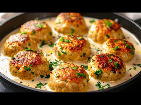 Видео: Настолько вкусно, что я готовлю его 3 раза в неделю! Эти шницели тают во рту, как масло!