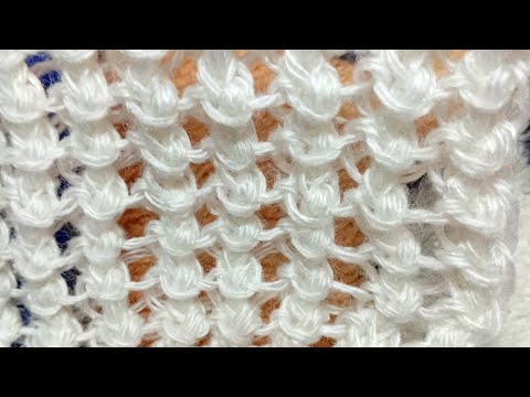 Видео: Look at this beauty and lightness of the pattern. Посмотрите на эту красоту и лёгкость узора.