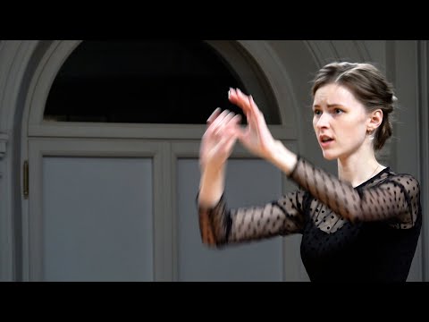 Видео: Гаврилин «Весело на душе» Исп. хор, дир.Д.БУРЛЯЕВА 27 дек 2021