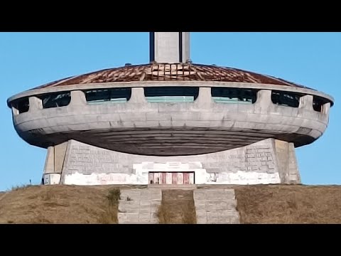 Видео: Дом-памятник Болгарской коммунистической партии на Бузлудже | История, факты и заброшенный монумент