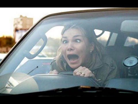 Видео: Девушки за рулем!!!!