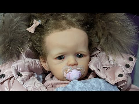 Видео: Влог. С Сенди в детском мире. Шоппинг для новой малышки, которая ещё в пути.