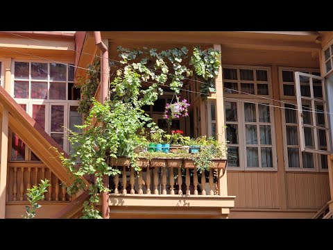 Видео: ПУТЕШЕСТВИЕ НА МАШИНЕ!ДЕНЬ27/1!ГРУЗИЯ!ТБИЛИСИ.ЭКСКУРСИЯ ПО СТАРОЙ ЧАСТИ ГОРОДА,парадные,дворики