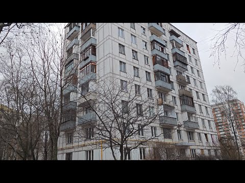 Видео: Выселенный девятиэтажный дом в Москве