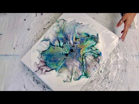 Видео: Урок для студентов о больших цветах! Плюс новые цвета пигмента!!