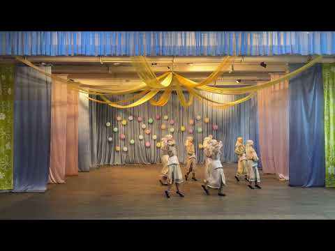 Видео: Образцовый ансамбль танца " Вярбiначка"г. Гродно. Танец "Iльняная гiсторыя".Руководитель Халета Н.Е.