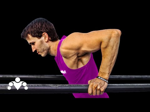 Видео: УНИВЕРСАЛЬНЫЙ СПОСОБ УВЕЛИЧЕНИЯ ОТЖИМАНИЙ НА БРУСЬЯХ | 2018