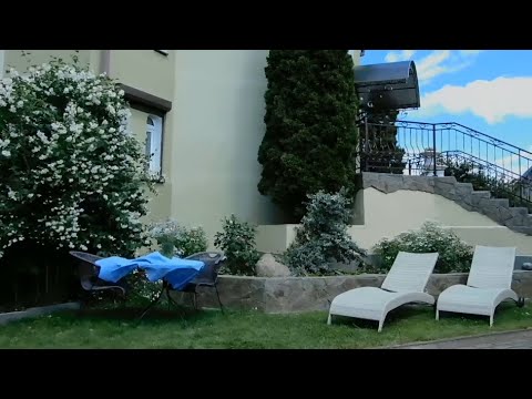 Видео: "Маленькая хозяйка большого сада"      часть первая