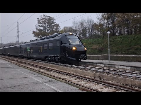 Видео: ЕМВ Alstom Coradia Steam заминава от  Русе централна гара. Втора гледна точка. 