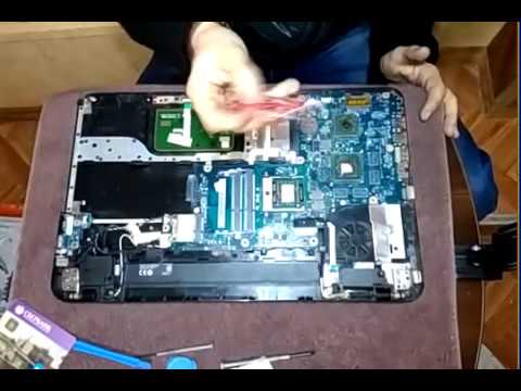 Видео: Разбор ноутбука Toshiba SATELLITE L850-D