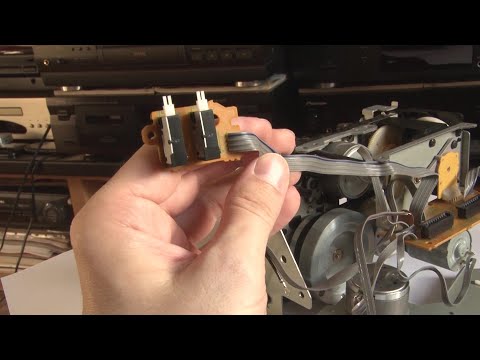 Видео: Pioneer CT-S740 (ч.5) Чистка контактов переключателя типа ленты Устраняем помехи при записи и воспр.