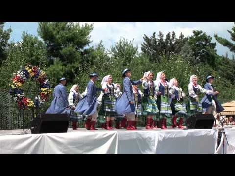 Видео: Волинський Танець - The Selo(Село) Ukrainian Dancers (Manitoba) [day show]