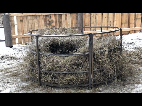 Видео: Кормушка для быков под тюк .