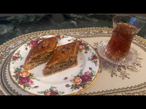 Видео: BAKLAVA - AZERBAIJANI KITCHEN / ПАХЛАВА СОЧИНСКАЯ, ПРИГОТОВИТЬ НЕСЛОЖНО – АЗЕРБАЙДЖАНСКАЯ КУХНЯ