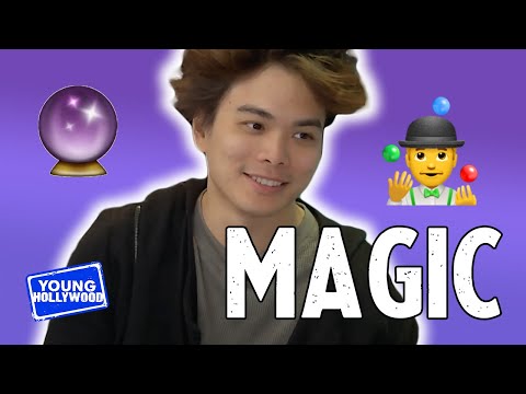 Видео: Фокусник Шин Лим учит нас ловкости рук в карточных фокусах