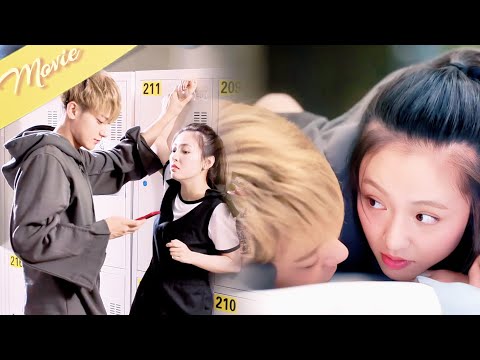 Видео: Золушка вломилась в кабинет CEO, он прижал к стене! Пьяный CEO на кровати, сердце бьётся! 💖🥰