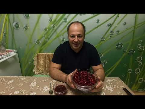 Видео: Клюквенная настойка Клюковка