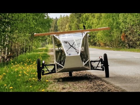 Видео: Солнцемобиль с каркасом под панели