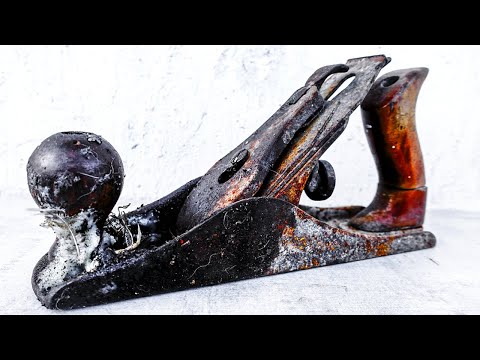 Видео: Реставрация заброшенного старого рубанка