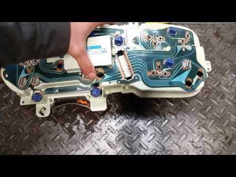 Видео: Проект 1984 C10 ---- Замена LS, часть 13-1 (замена кластера с использованием квадратного корпуса ...