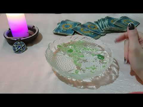 Видео: 🙋‍♂️ ЕГО ЧУВСТВА КО МНЕ? ❤ ГАДАНИЕ НА ВОСКЕ 🕯
