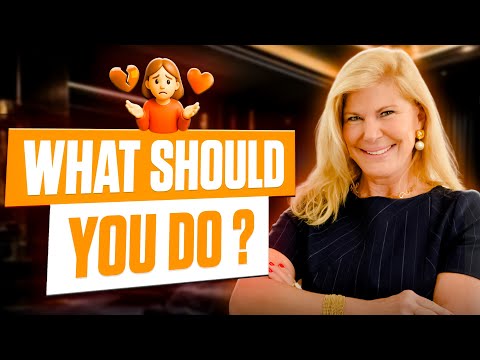 Видео: Мой бывший находится в отношениях, но пытается связаться с...