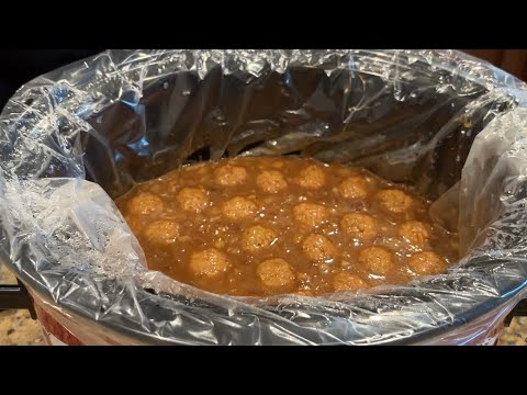 Видео: Фрикадельки с подливкой в ​​горшочке! Легко, легко, легко