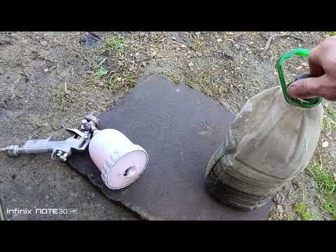 Видео: Бетонный пол БОЛЬШЕ НЕ ПЫЛИТ! Обработка бетонного пола в гараже после заливки.Тест.