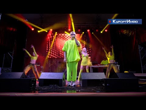 Видео: День города Зеленогорск, вечерний концерт.