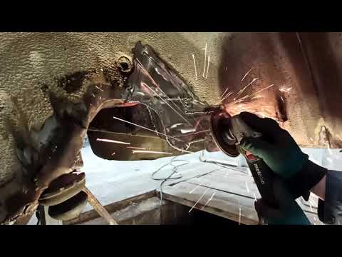 Видео: Реставрация w123 240D. часть 2. Варим арку и лонжерон.