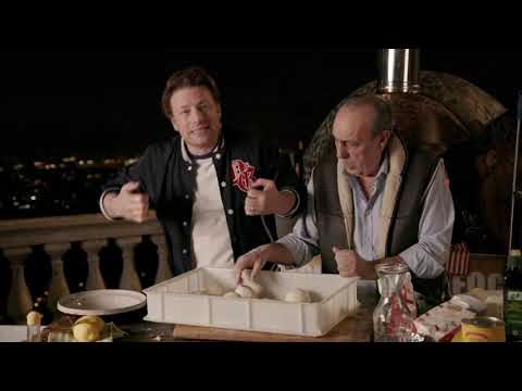 Видео: Джейми Оливер и Дженнаро Контальдо готовят пиццу маргариту
