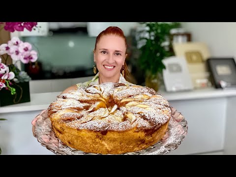 Видео: Воздушный ЯБЛОЧНЫЙ ПИРОГ с заварным кремом Тает во рту Новый рецепт Люда Изи Кук Пирог apple pie