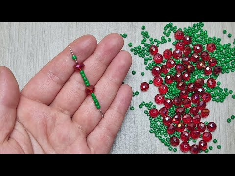 Видео: 😉РЕДКАЯ МОДЕЛЬ👌Интересно, что я сделала с КРАСНЫМИ ХРУСТАЛЬНЫМИ БУСИНАМИ И КРОШЕЧНЫМИ ЗЕЛЕНЫМИ БУСИН
