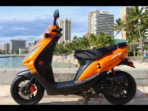 Видео: Обслуживание скутера Sym Jet Euro X!