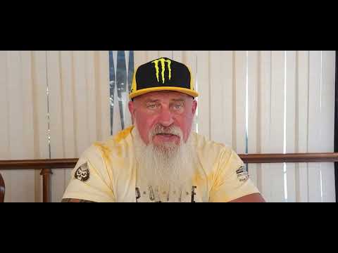 Видео: Зачем налокотники и наколенники?