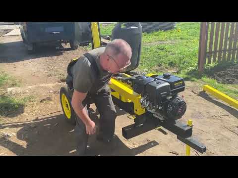 Видео: Самостоятельное передвижение мини-экскаватора по стройплощадке